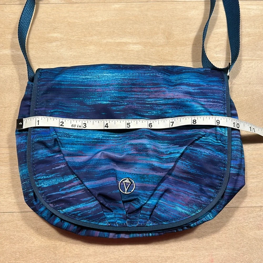 Ivivva by Lululemon Endless Play Bag